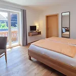 Gaestehaus Quirin 3* Гармиш-Партенкирхен