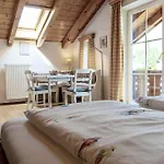 Gaestehaus Quirin 3* Гармиш-Партенкирхен