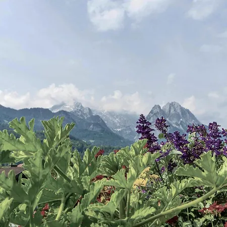 Guest house Gaestehaus Quirin 3*