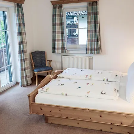 Guest house Gaestehaus Quirin