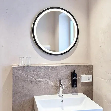 בית הארחה Gaestehaus Quirin 3*