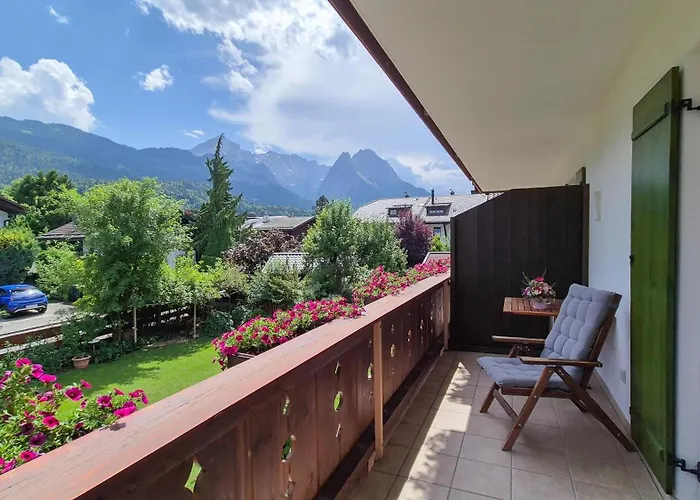 Gaestehaus Quirin Guest house Garmisch-Partenkirchen